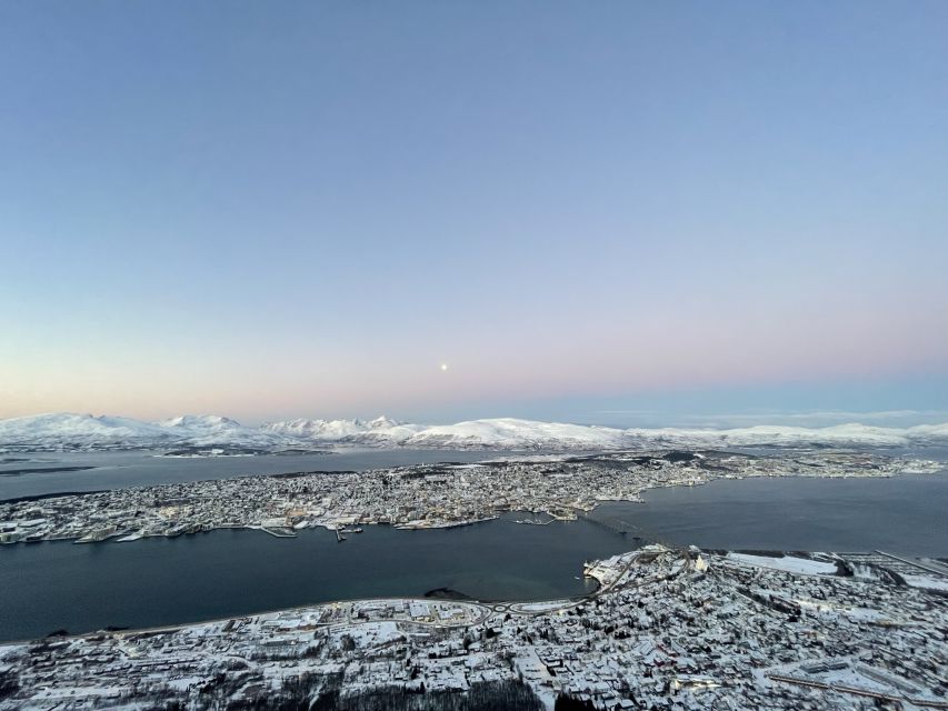 Tromso: Sightseeing Cruise by Catamaran With Snacks & Drinks - Features of the Catamaran