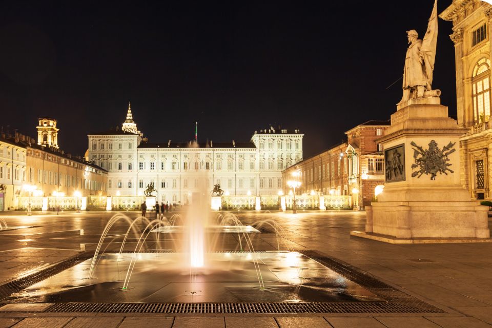 Turin: First Discovery Walk and Reading Walking Tour - Tour Details and Route