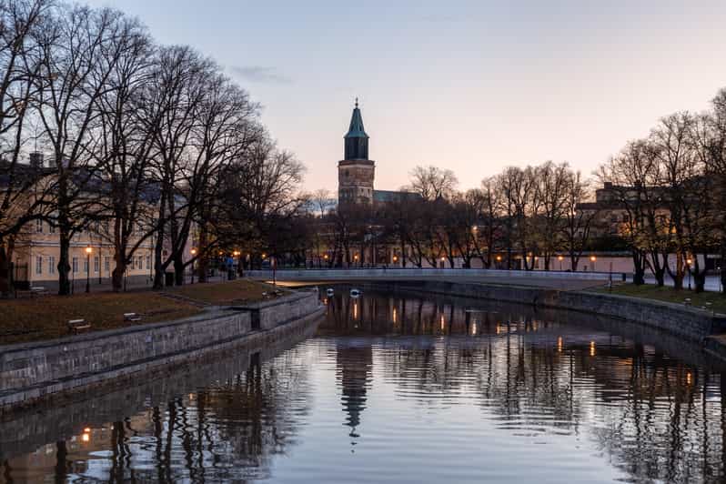 Turku: Private Guided Tour - Pickup and Transportation Details