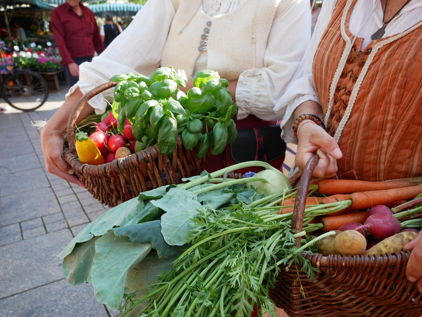 Ulm: Guided Tour Through the Weekly Market With Tasters - Market Insights