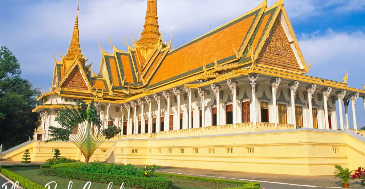 Unforgettable Phnom Penh Adventure: Two-Day Tours - Choeung Ek Killing Fields