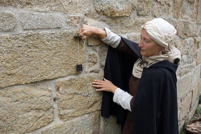 Unusual Guided Tour of Dinan Immersed in the Middle Ages - Les Remparts De Dinan