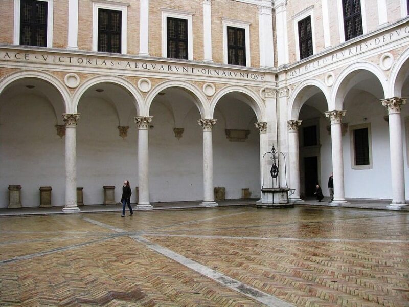 Urbino and the Ducal Palace - Booking Your Guided Tour