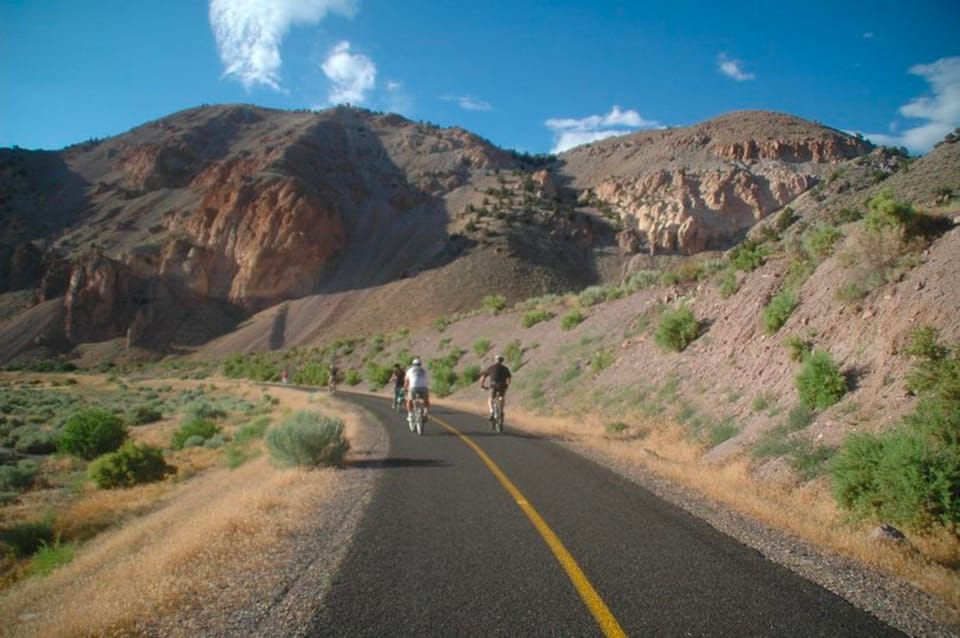 Utah: Candy Mountain Express Bike Trail Half Day Rental - Trail Highlights