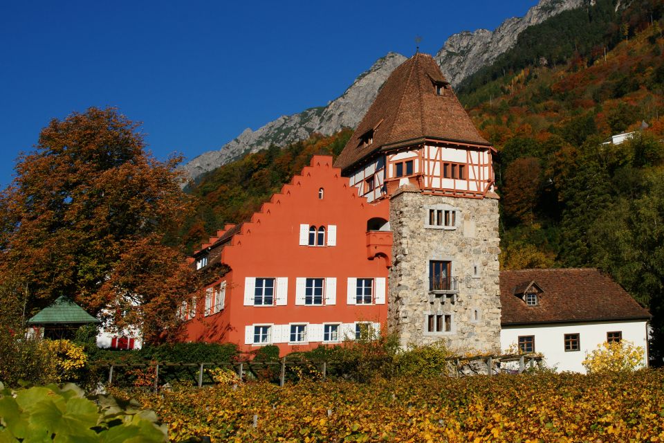 Vaduz: City Train Tour - Meeting Point and Duration