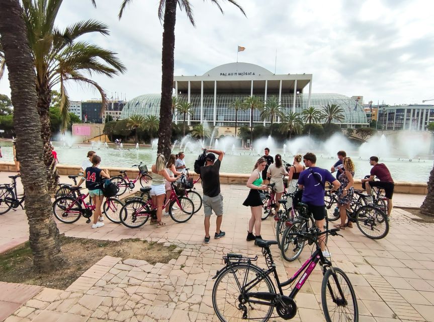 Valencia: City Highlights Guided Bike Tour - Inclusions and Equipment