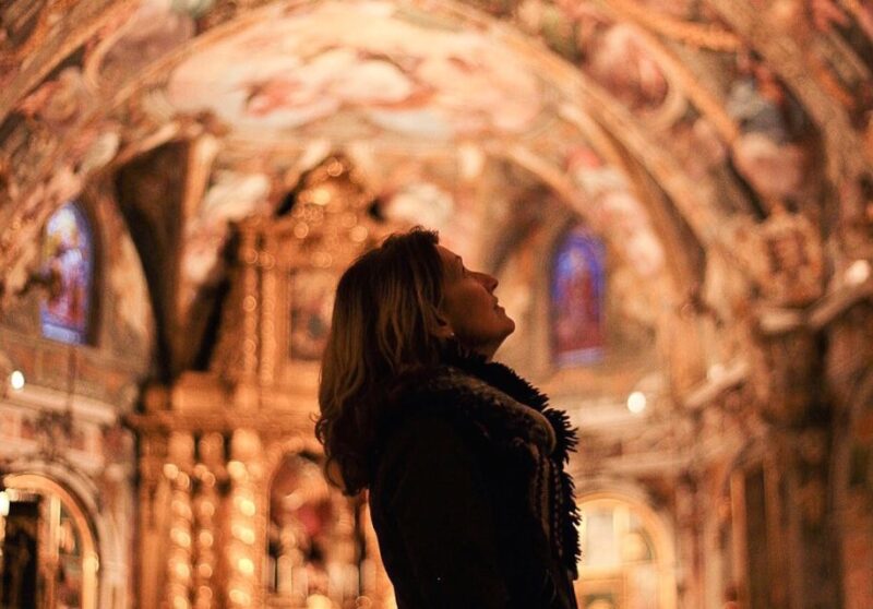 Valencia: Old Town Tour, Wine & Tapas in an 11TH C. Monument - Tour Structure and Inclusions