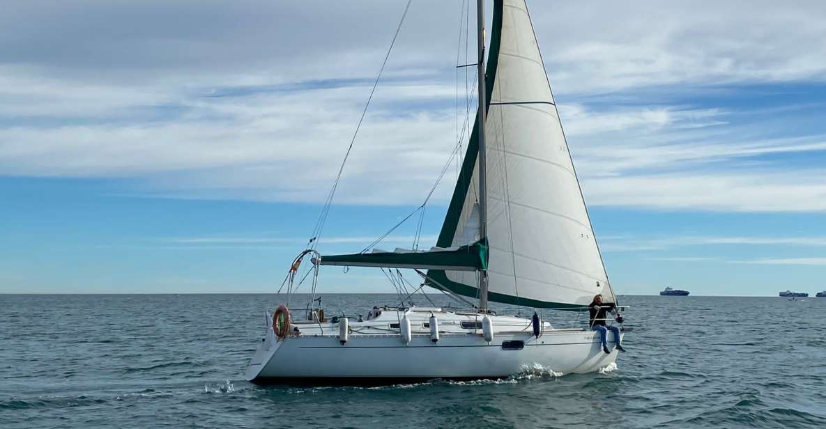 Valencia: Private Sailing Trip With Snacks and Drinks - Itinerary and Planned Activities