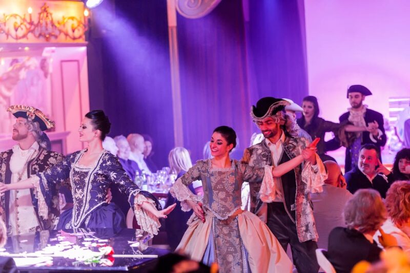 Venice: Carnival Grand Ball Gala Dinner and Show - Menu and Amenities
