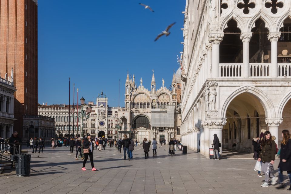 Venice: City Highlights and Hidden Gems Walking Tour - Key Landmarks to Explore