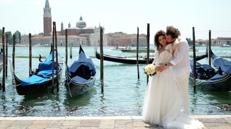 Venice: Emotional Elopement and Honeymoon Video Service - Experience Details