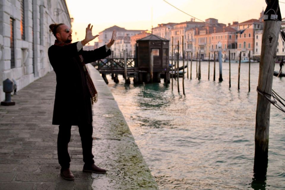 Venice Historic Walk: the City, Architecture, Traditions - Discovering Venetian Urbanism