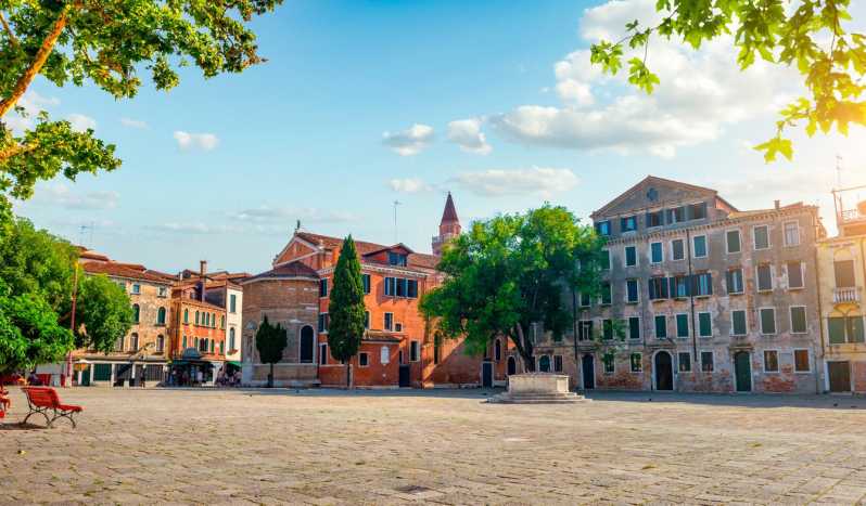 Venice: Private Tour of Hidden Historic Center and Murano - Language Options