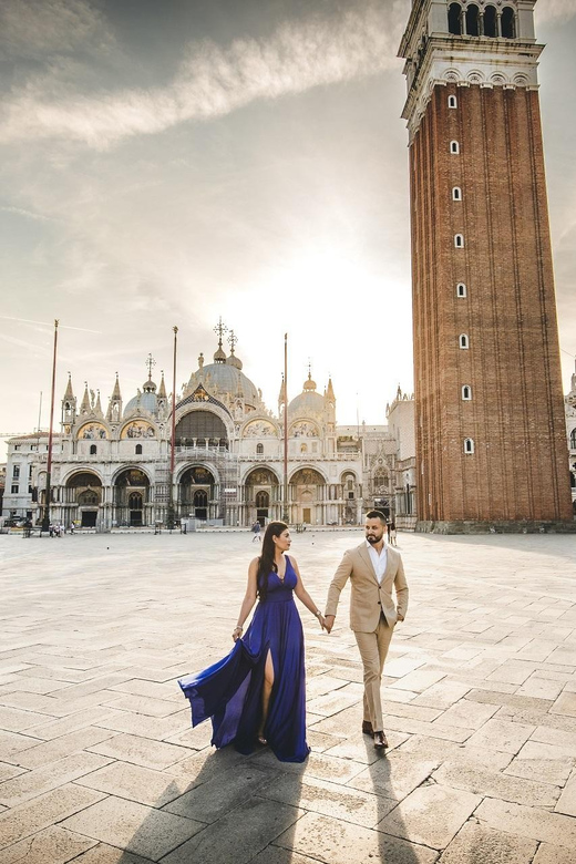 Venice: Sunrise Couple Photo Shoot - Itinerary Highlights