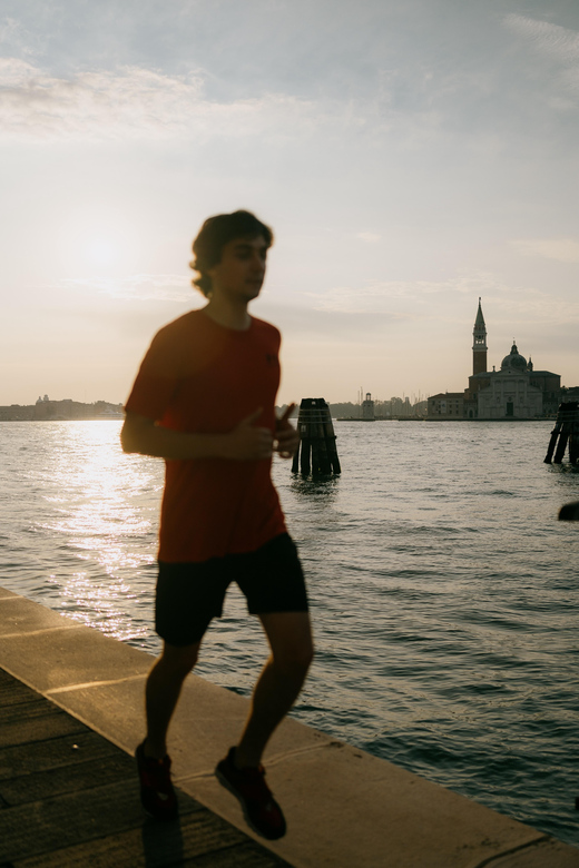 Venice Sunrise Running Experience - Meeting Point and Customer Feedback