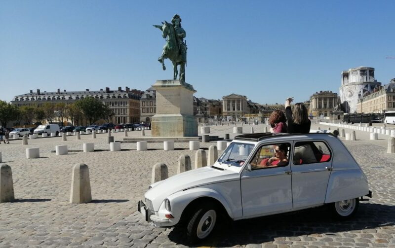 Versailles: 1 Hour Private City Tour in a Vintage Car - Vintage Car Experience