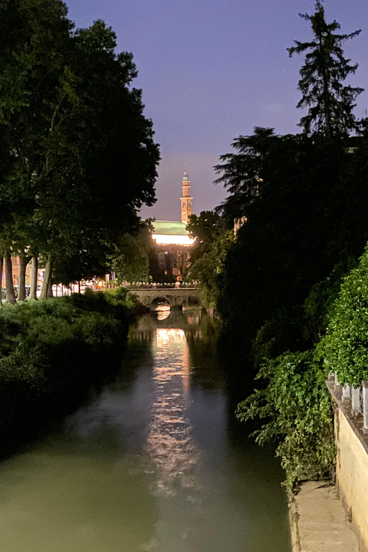 Vicenza: a Guided Walking Tour. Highlights & Hidden Gems - Tour Highlights and Duration Overview