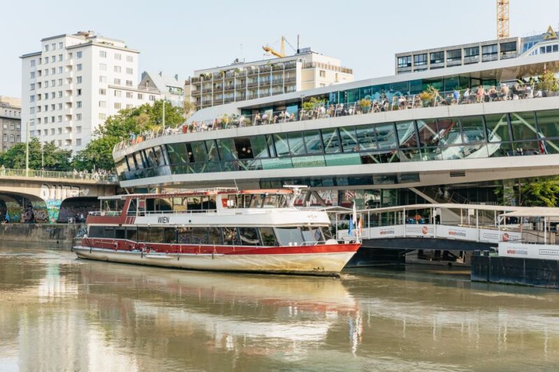 Vienna: 3-Course Evening Dinner Cruise - Menu Overview