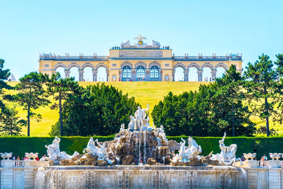 Vienna: Skip-the-Line Schonbrunn Palace Private Tour - Guided Tour Features