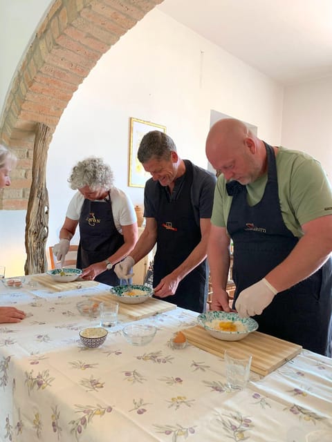 Vinci: Cooking Class of Local Food in a Tuscan Farm - Location and Accessibility