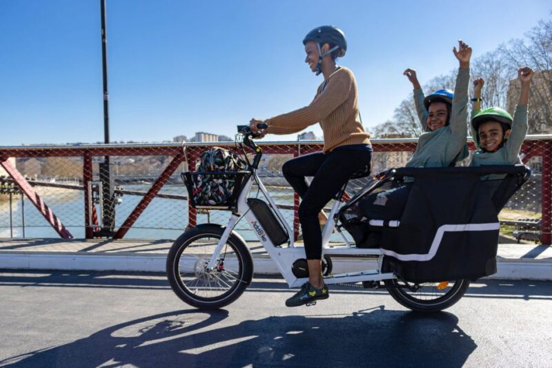 Visit Lille Area by Electric Cargo Bike - Bike Specifications