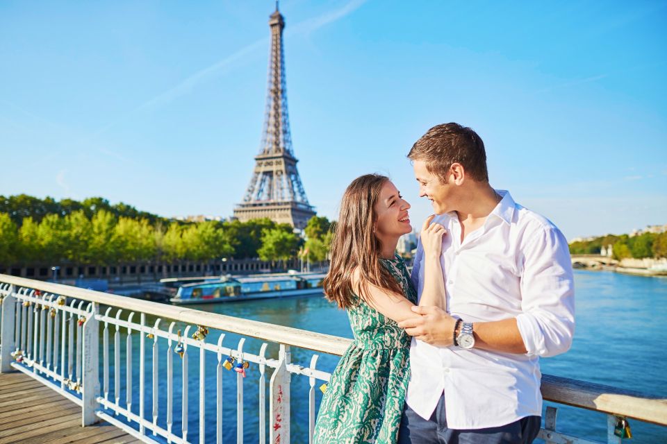 Walking Tour of Paris Old Town and Seine River Cruise - Tour Details