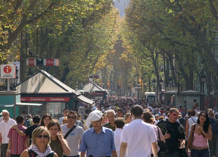 Walking Tour on Barcelona Old Town 3-Hour - Experience and Activities