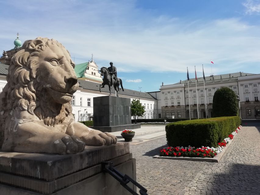 Warsaw: 2-Hour Chopins Life Walking Tour - Detailed Tour Itinerary