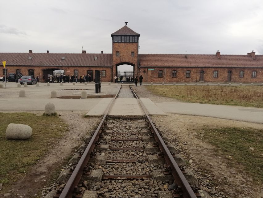 Warsaw: Auschwitz-Birkenau and Krakow Tour by Car - Auschwitz-Birkenau Experience