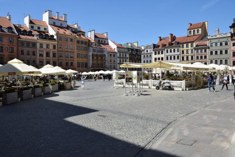 Warsaw: Old Town & More Walking Tour | Small Group Max. 15 - Exploring Warsaw Old Town