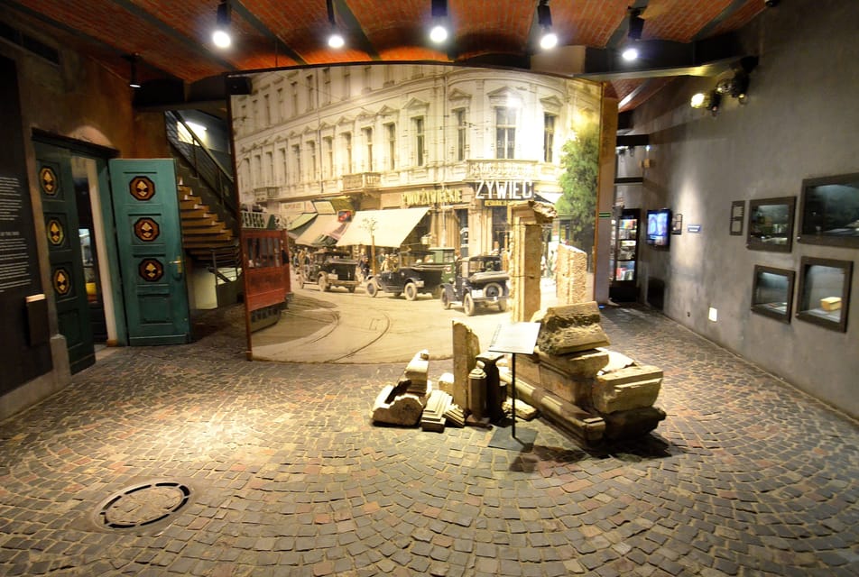 Warsaw Uprising Museum and Lazienki Park /inc. Pick-up/ - Important Information