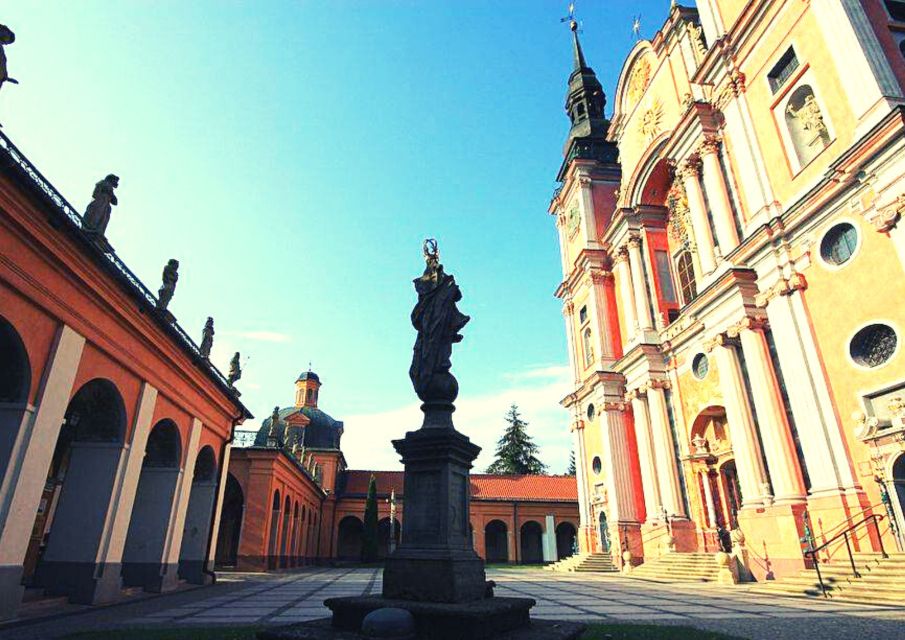 Warsaw: Wolfs Lair & Swieta Lipka Small-Group Tour + Lunch - Historical Significance