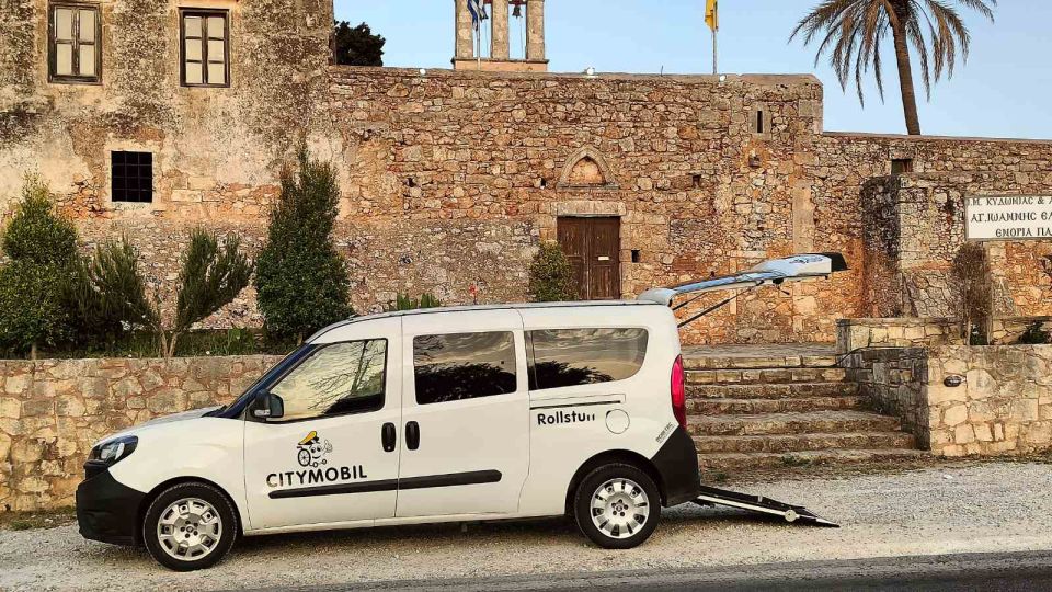 Wheelchair Accessful Transfer From Heraklion/Chania-Rethymno - Vehicle Features and Accessibility