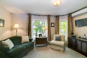 Winchester Inn - Dining Experience