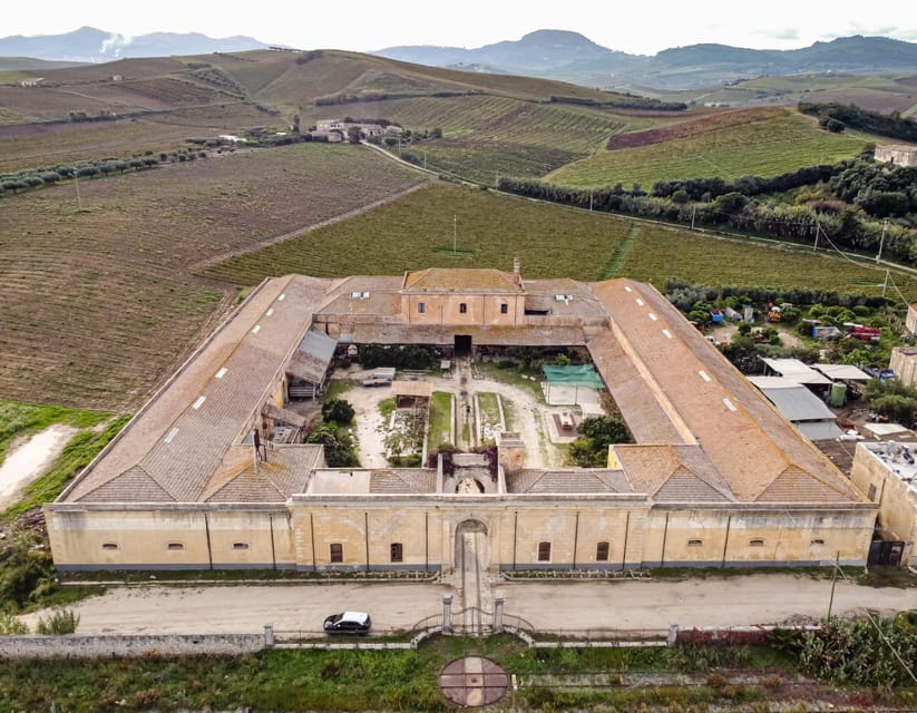 Wine Tour Lunch/Dinner in the Historic Baglio Florio Adamo - Tour Logistics