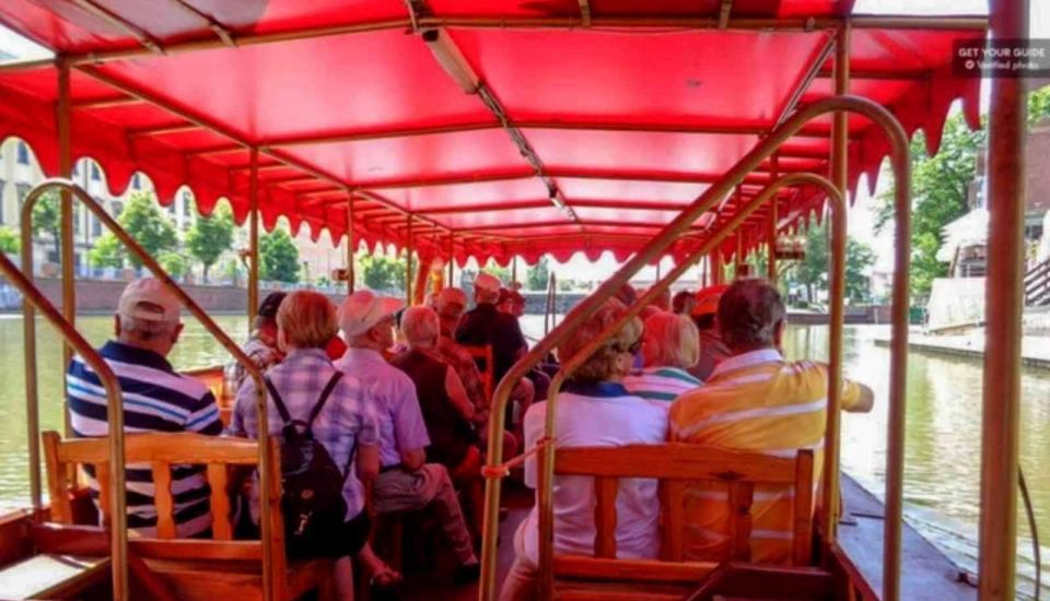 Wrocław: Gondola Cruise With a Guide - Cruise Experience on the Gucio