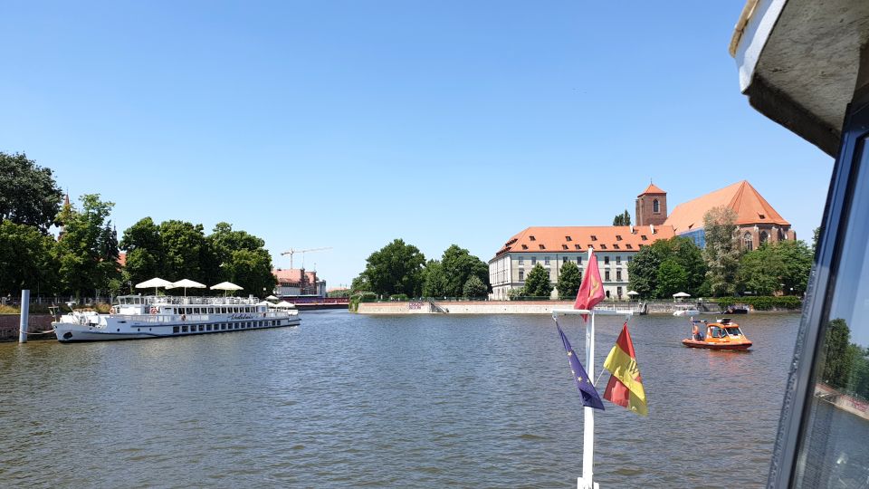 Wrocław: Long City Walk and River Cruise - River Cruise Experience