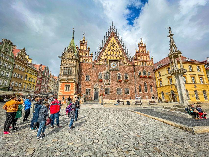 Wrocław: Old Town and Ostrów Tumski Walking Tour in English - Historical Context