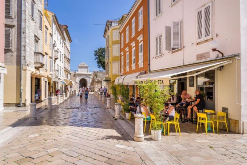Zadar: Early Morning Walking Tour of the Old Town - Meeting Point and Logistics