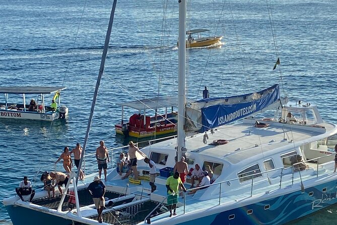 4 Hours Party Boat Catamaran Cruise in Negril - Key Points