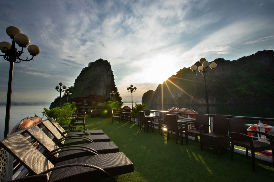 4-star Halong Paloma Cruise 2D1N Trip - Key Points