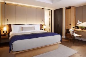 1 Hotel Central Park - Nearby Attractions