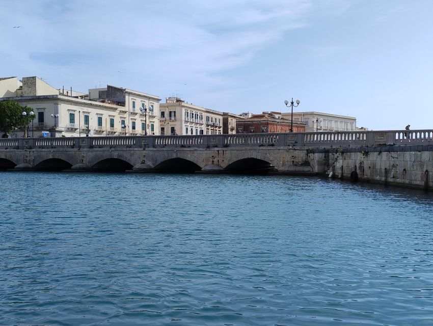 1-Hour Boat Tour of Ortigia, Sea Caves With Swimming Stop - Booking Your Tour