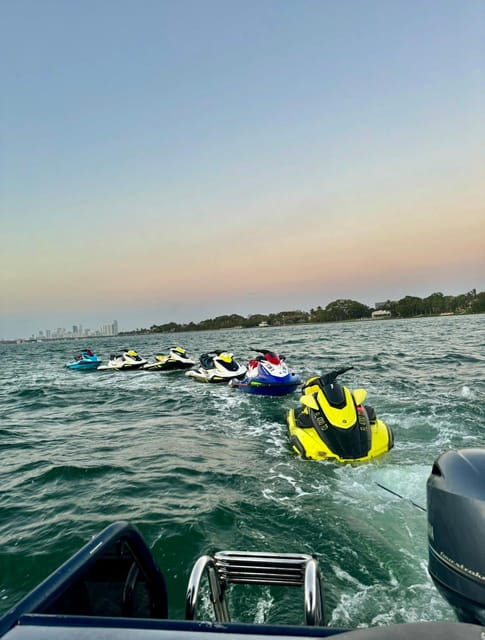 1 Hour Jetski + 25 Min Boat Ride in Miami - We the Best !! - Included Features