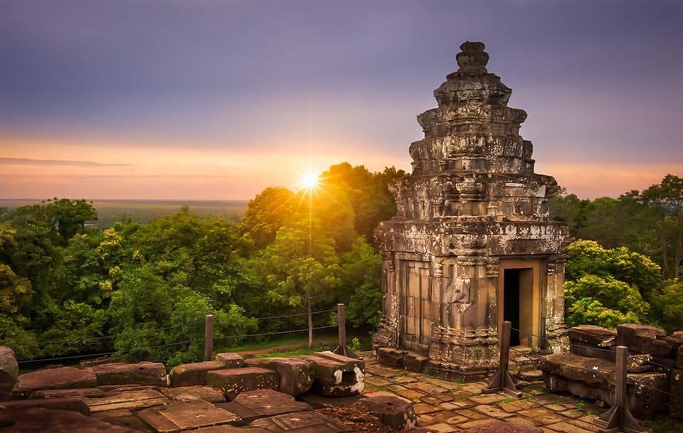 2-Day Angkor Wat Complex Sun Rise & Sun Set With Guided Tour - Day 2: Sunset Experiences