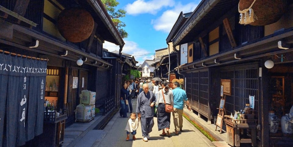 2-Day Snow Monkey Tour: Nagano To Takayama via Matsumoto - Sake Tasting in Nagano