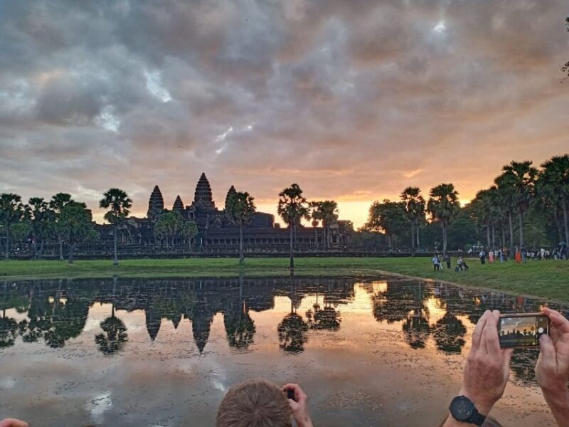 2-Day Trip With Sunset & Sunrise in Siem Reap - Included Services
