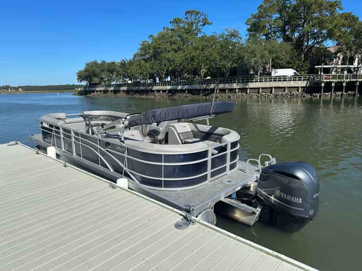 2 Hour Private 24 Ft. Luxury Pontoon Hilton Head Boat Rental - Experience Details