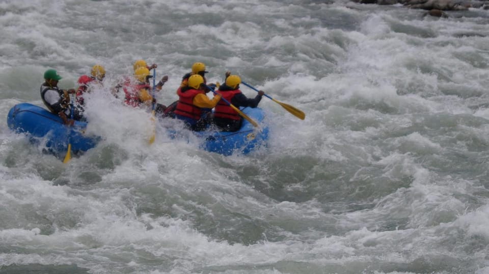 3 Day Kaligandaki River Rafting From Pokhara - Important Packing Tips