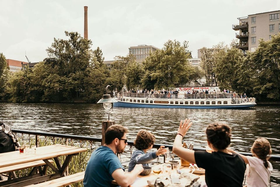 6-Hour Great Lakes Boat Cruise (around the Müggelberge) - Amenities and Accessibility